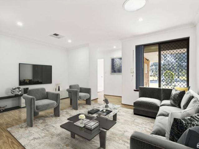 SEVILLE GROVE 3 X 1 BEAUTIFUL PRESENTED HOME