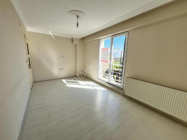 Sevinç'ten 100.yıl'da Sağlık Ocağı Civarı Satlık 2+1 Kiralık