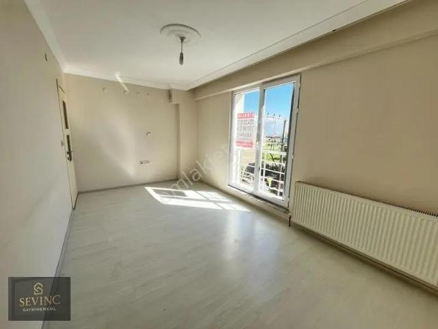 Sevinç'ten 100.yıl'da Sağlık Ocağı Civarı Satlık 2+1 Kiralık