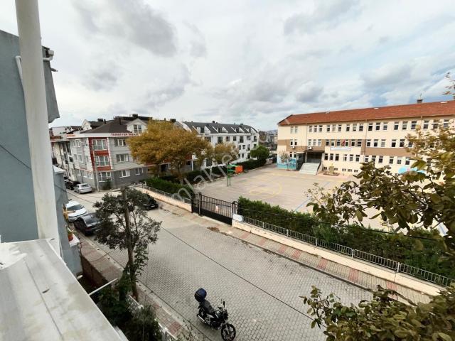 Sevinç'ten İhsaniye 100.yıl Mahallesinde Ara Kat 3+1 Kiralık