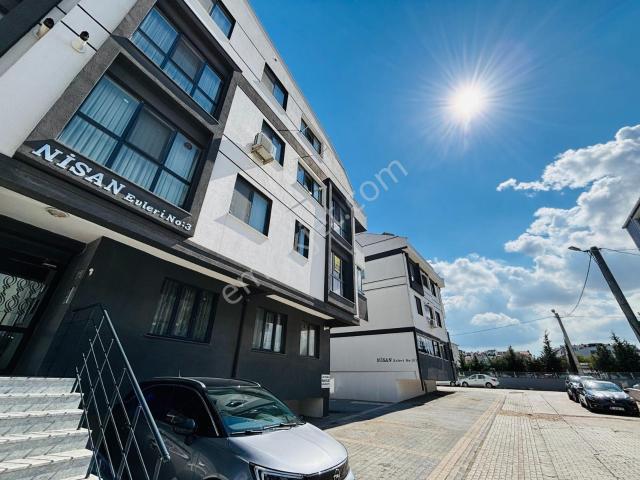 Sevinç'ten Sunullah Mah. Diş Hastane Yakını Site İçi Geniş 2+0