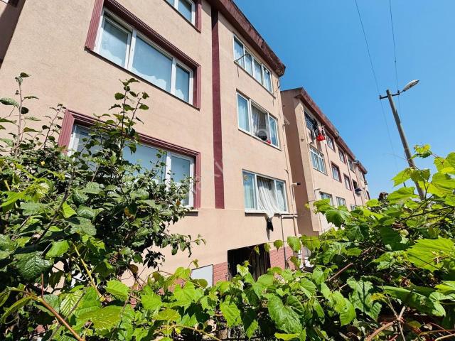 Sevinç'ten Paşabayır Perşembe Pazarında Otoparklı Site İçi 3+1
