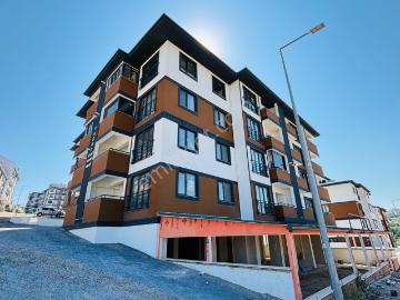 Sevinç'ten Yeni Mahallede Full Cephesi Açık Balkonlu Kiralık 1+1