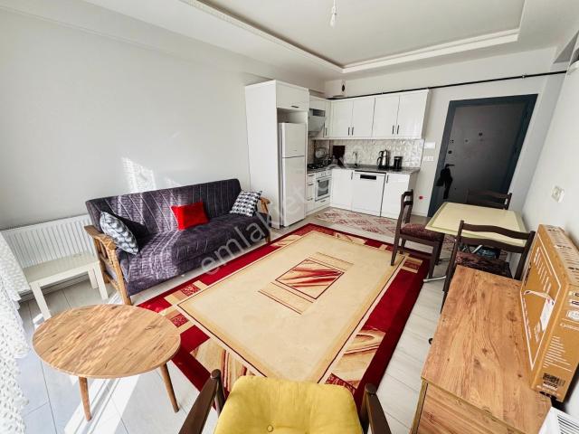 Sevinçten Yeni Mahalle'de Full Eşyalı Ara Kat Balkonlu Kiralık