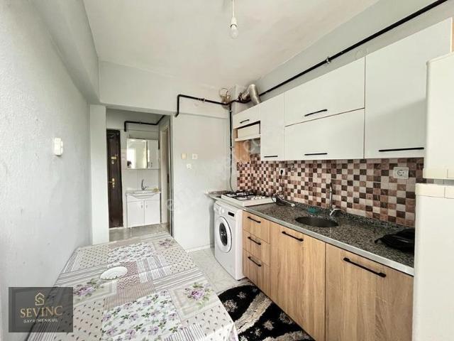 Sevinç'ten Yeni Mah'de Ayrı Mutfaklı Eşyalı Ara Kat 2+1 Kiralık