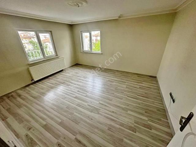 Sevindik'ten Laletren Yakını 1.arakat 115m2 3+1 Satılık Daire