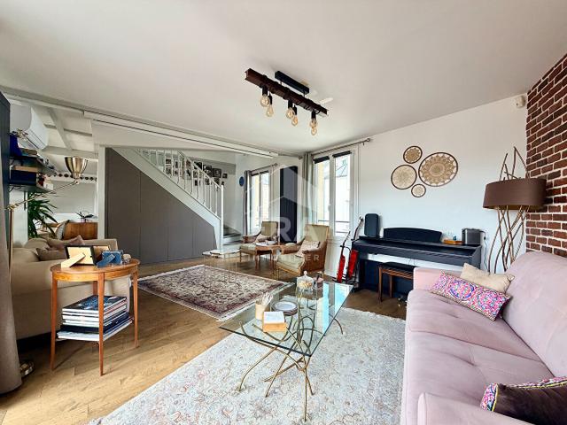 Sèvres centre ville Triplex familial meublé de 124 m² avec terrasse et climatisation