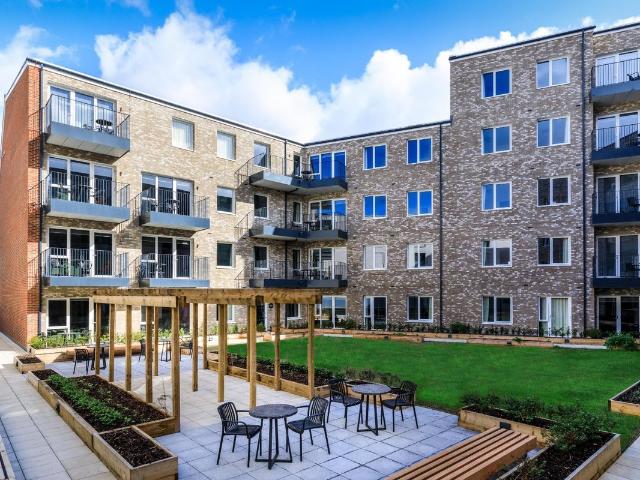 Sextons Road, Bishop's Stortford CM23, 1 bed flat to rent, £1,750 pcm | PrimeLocation