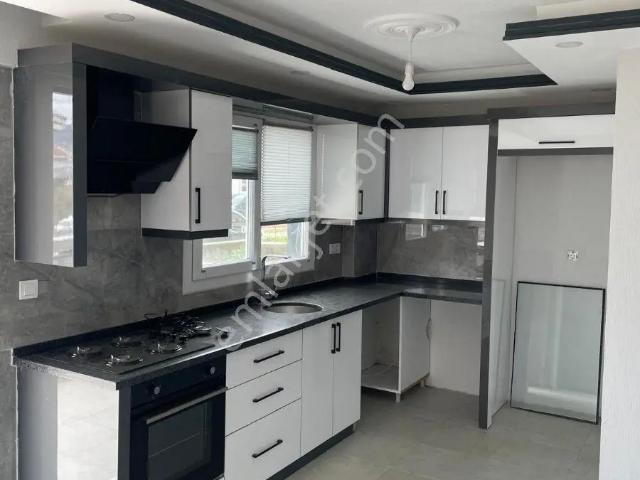 Seydikemer Menekşe Mahallesinde Kiralık 1+1 Daire!