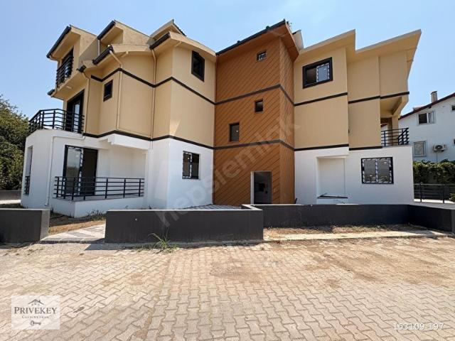 Seydikemer Merkezde Sıfır Müstakil Girişli 1+1 Satılık Daire
