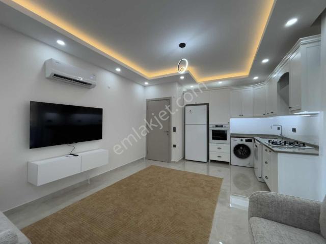Seydikemer Merkezde Yeni Yapı Sıfır Eşyalı Lüks 1+1kiralık Daire