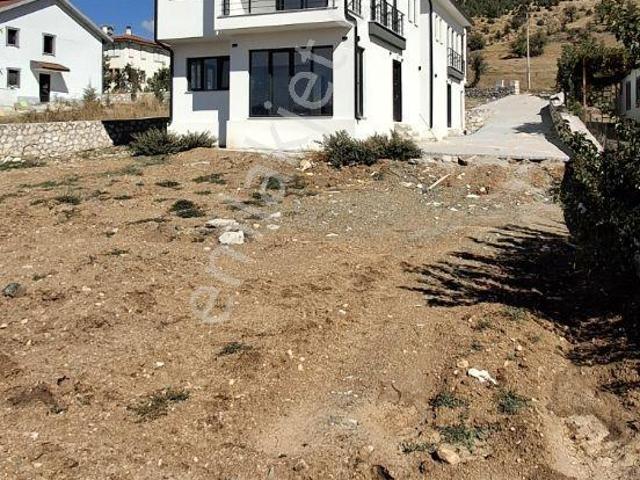 Seydikemer Bekçiler Mah'de İlkon'dan Satılık İkiz Villa
