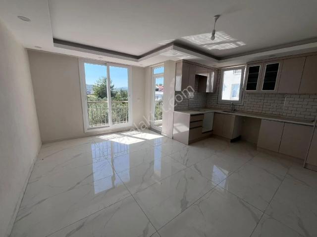 Seydikemer Cumhuriyet Mahallesi Kanalbaşı’nda 3+1 Kiralık Daire