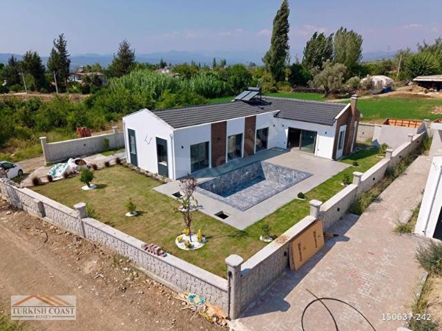 Seydikemer, Kadıköy'de tek katlı Havuzlu Satılık müstakil ev
