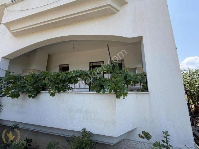 Seydikemer Zorlarda Geniş 170m2 3+1 Ayrı Mutfak Kiralık Daire