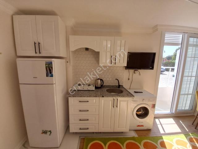 Seyhan Başkent Hastanesi Civarı Eşyalı Kiralık 1+1