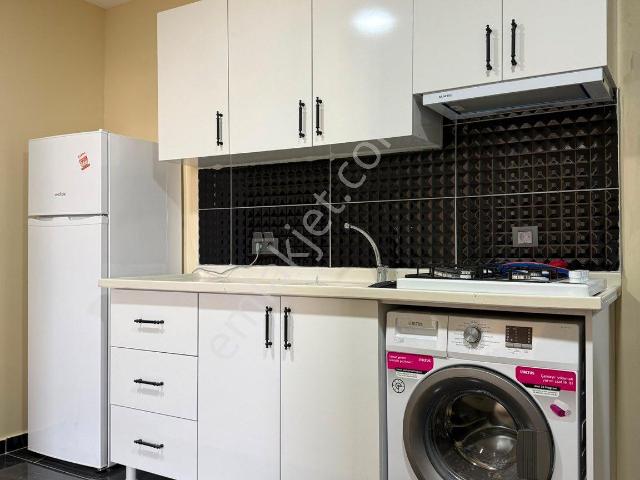 Seyhan Baraj Yolunda Sıfır Eşyalı Kiralık 1+1