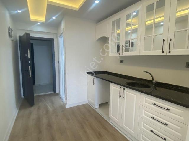Seyhan Metro Yolu Üzeri 1+1 Full Yapılı Namık Kemal Mh Satılık Daire