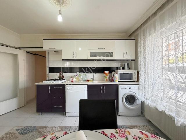 ▄seyit Gayrimenkul▄928 Cd_yakını_kök Tapu_asansörlü_110m² 2+1.!