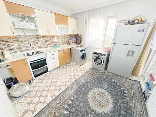 Seyitler Caddesi Paralelinde 3+1 Satılık Daire | Geniş Ve Masraf