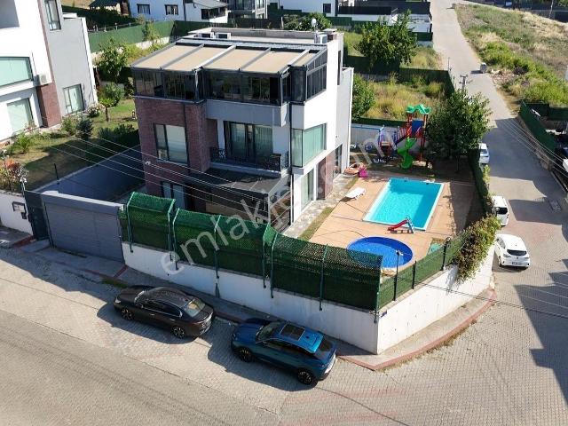 Seymende Emsallerine Göre Farklı Fiyat! | 5+1 Lüks Villa