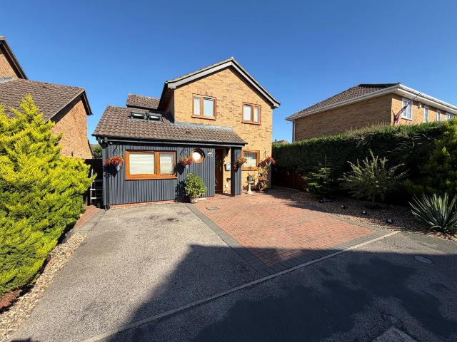 Seymour Avenue, Brandon, Suffolk IP27, 4 bed property to rent, £1,750 pcm | PrimeLocation