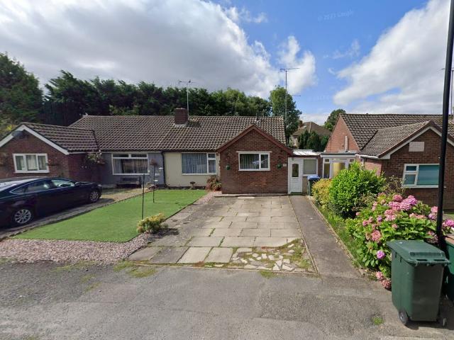 Seymour Close, Willenhall, Coventry CV3, 2 bed terraced bungalow to rent, £1,100 pcm | PrimeLocation