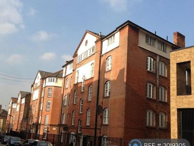 Seymour House, London, NW1 4 bed flat to rent £4,200 pcm £969 pw