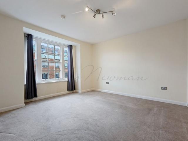 Seymour Place, London W1H, 2 bed flat to rent, £2,750 pcm | PrimeLocation