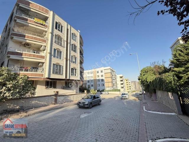 Seyrantepe Mahallesinde Kiralık 3+1 Daire