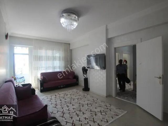 Seyrantepe'de Satılık Bakımlı 2+1 Daire