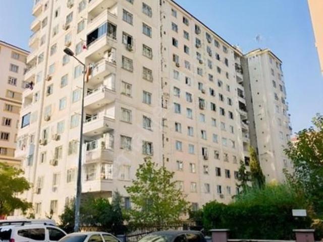 Seyran Emlak'tan Merkezi Konumda Satılık Uygun 3+1 Fırsat Daire
