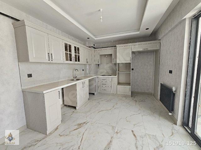 SEYRAN VİZYON DA ULTRA LÜKS SİTE İÇERİSİNDE SATILIK 2+1 DAİRE