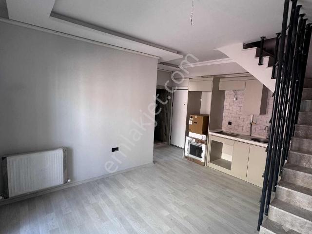 Seyrekte Villa Tadında Teraslı 3+1 Dubleks Daire
