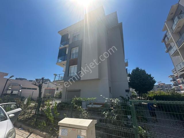 Seyrek'te Eşyalı Bahçe Katı 1+1 Kiralık Daire