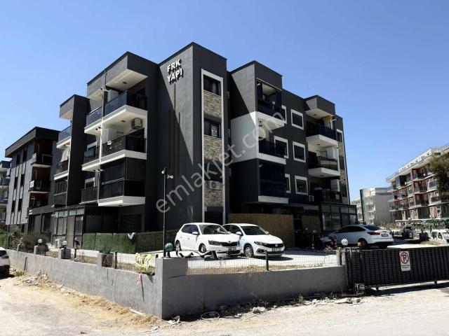 Seyrek'te Eşyalı Klimalı Ve Kombili Kiralık 1+1 Daire