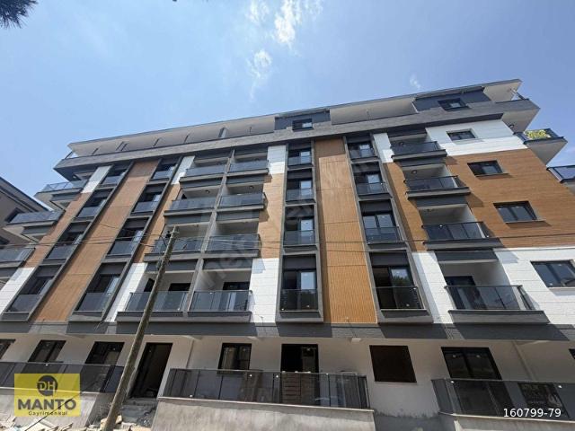 SEYREK'TE HAVUZLU SİTEDE TERASLI DUBLEKS SATILIK 2+1 DAİRE!