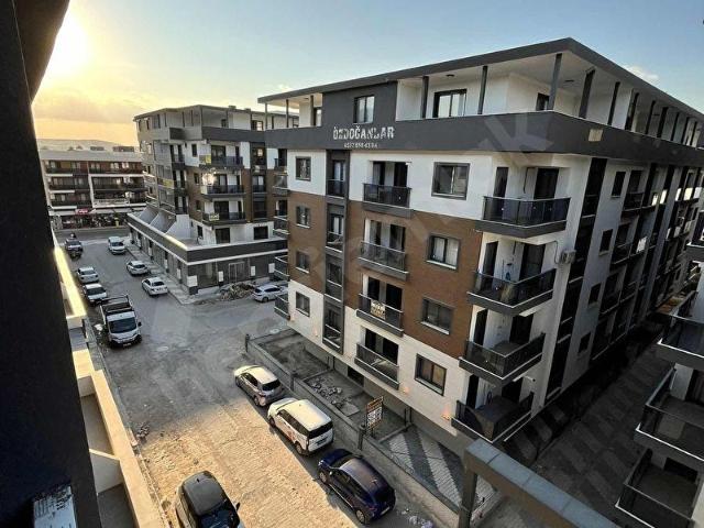Seyrekte Merkezi Konumda 1+1 Kiralık Daireler