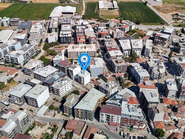 Seyrek Merkezde Doğalgazlı Balkonlu 1+1 Satılık Daire