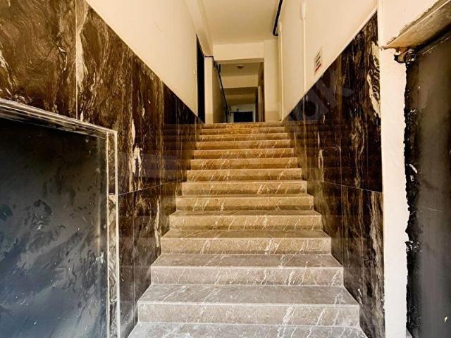 SEYREK MERKEZDE SATILIK 1+1 FIRSAT DAİRE