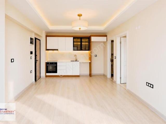 Seyrek Üniversiteye Yürüme Mesafesi Doğalgzlı 1+1 Kiralık Daire