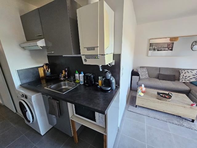 SEYSSES APPARTEMENT T2 de 37 m2 situé dans une copropriété au 1er étage /2