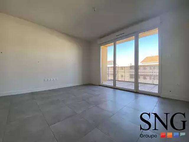 Seysses 31600 Location appartement 2 pièces t2 garage