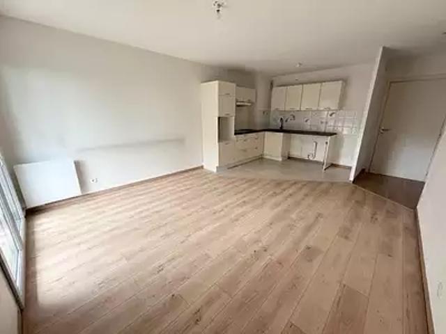 Seysses 31600 Location appartement 3 pièces t3 parking