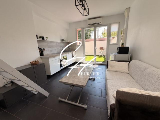 SEYSSINET PARISET STUDIO MEUBLE TERRASSE