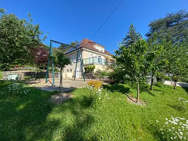 Seyssins 38180 Achat / Vente maison 6 pièces t6 au dernier étage cave