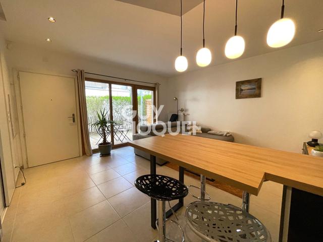 SEYSSINS: appartement 2 pièces 49 m² à louer