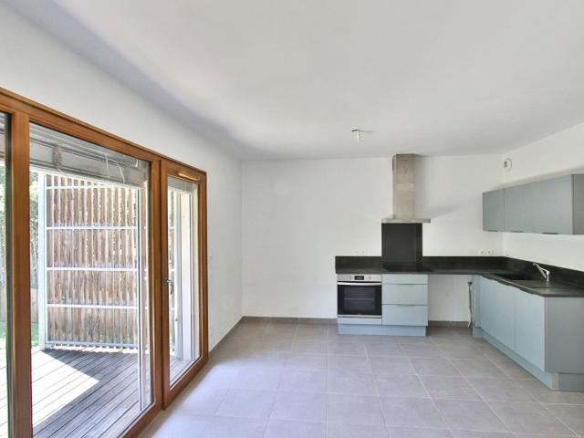 Seyssins proche village 3p+C rez de jardin 65m² Seyssins