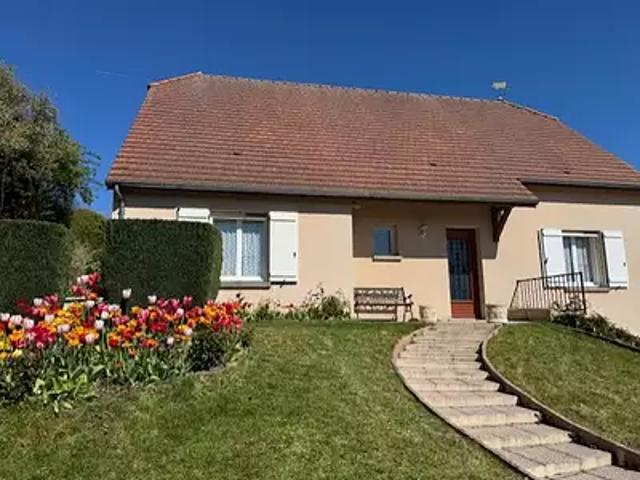 Sézanne 51120 Achat / Vente maison 6 pièces t6 au dernier étage terrasse