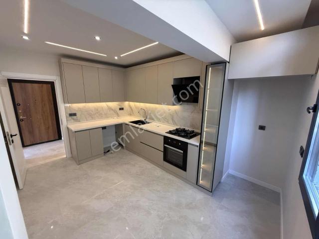 Sezen Aksu Sokakta 3+1 Lüks 140m2 Arakat 3 Cepheli Satılık Daire